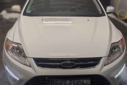 Ford Mondeo 284.710 km 2.950 &euro; Mantel 92708