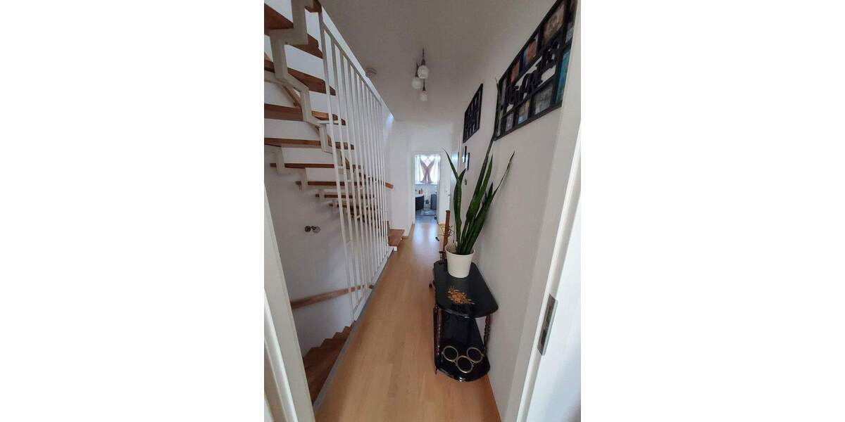 Reihenmittelhaus Taunusstein Bleidenstadt - 5 Zimmer, 141 m&sup2;, 1.650&euro; | Angebot:24846675