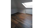 zentrumsnahe 3,5 Zimmer Wohnung mit Einbauküche, Blick über Friedrichroda, Stellplatz, Gartenanteil und Keller