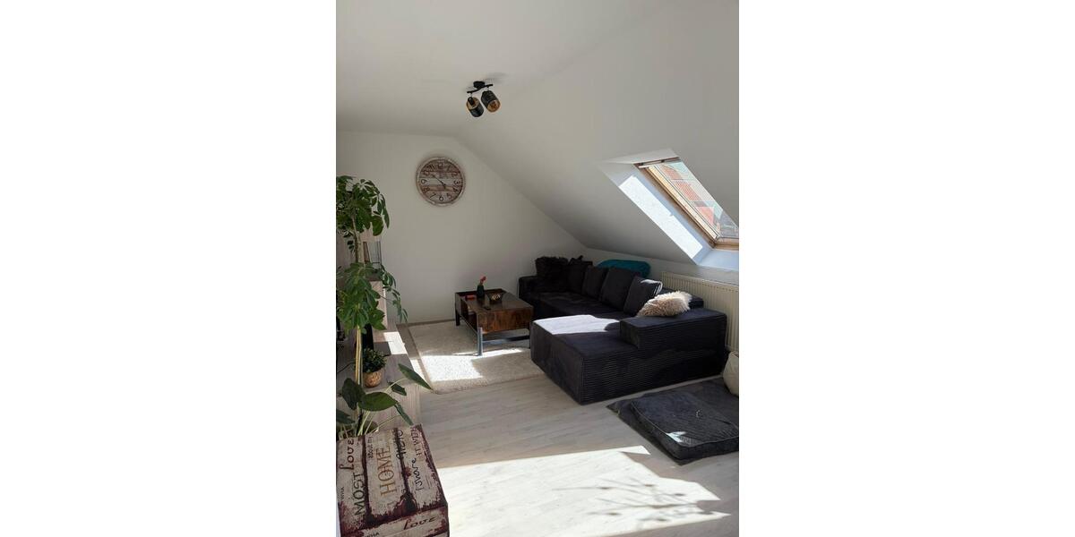 Dachgeschoßwohnung Jarmen - 3 Zimmer, 75 m&sup2;, 450&euro; | Angebot:26407395