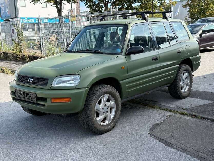 RAV 4