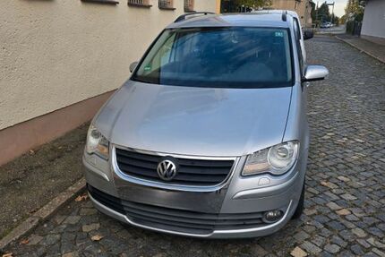 VW Touran 220.000 km 3.999 &euro; Leipzig 04158