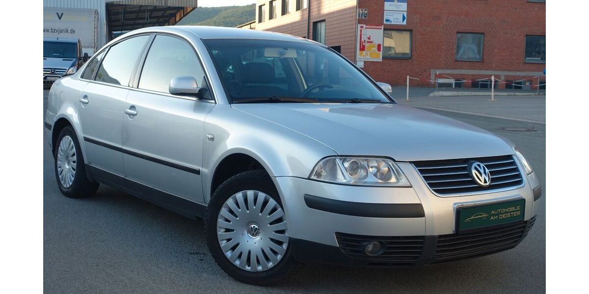 VW Passat 305.595 km 3.000 &euro; Springe 31832