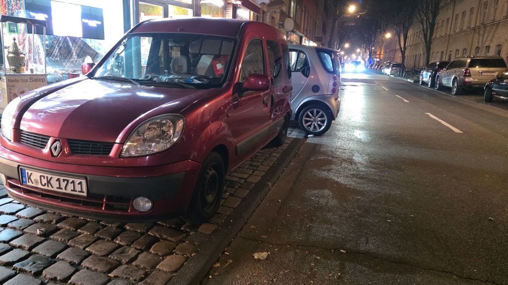 Renault Kangoo 129.500 km 1.090 &euro; Köln 50739