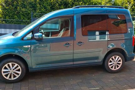 VW Caddy 58.500 km 18.000 &euro; Büren 33142