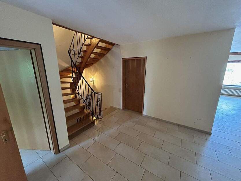 DHH in Erlangen - Kosbach...gut gelegen, Vorrath-Bau 6 zimmer