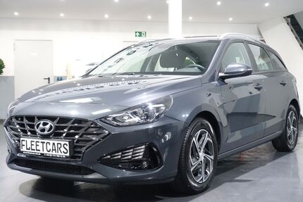 Hyundai i30 28.900 km 17.550 &euro; Simmerath (bei Aachen) 52152