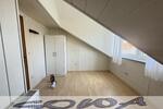 Charmante Dachgeschosswohnung mit Balkon, Garten & Garage in Königsmoos - Ein Objekt von Ihrem Immobilienpartner SOWA Immobilien und Finanzen - 3- Königsmoos Untermaxfeld | Angebot:26785917