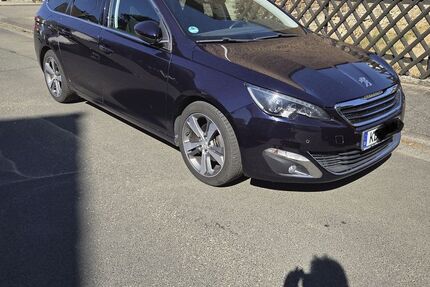 Peugeot 308 154.000 km 4.200 &euro; Vöhl 34516