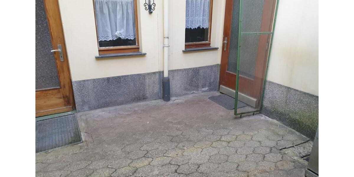 Reihenhaus Remagen - 6 Zimmer, 215 m&sup2;, 260.000&euro; | Angebot:27227804
