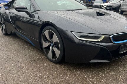 BMW i8 112.000 km 42.900 &euro; München 81243