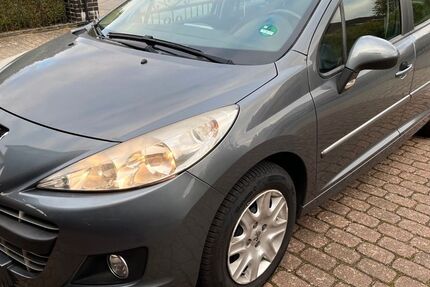 Peugeot 207 82.000 km 4.700 € Gülzow 21483