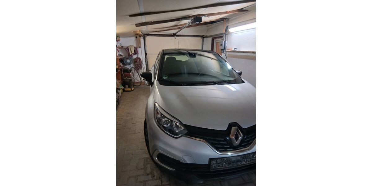 Renault Captur 98.000 km 10.100 &euro; niederer fläming 14913