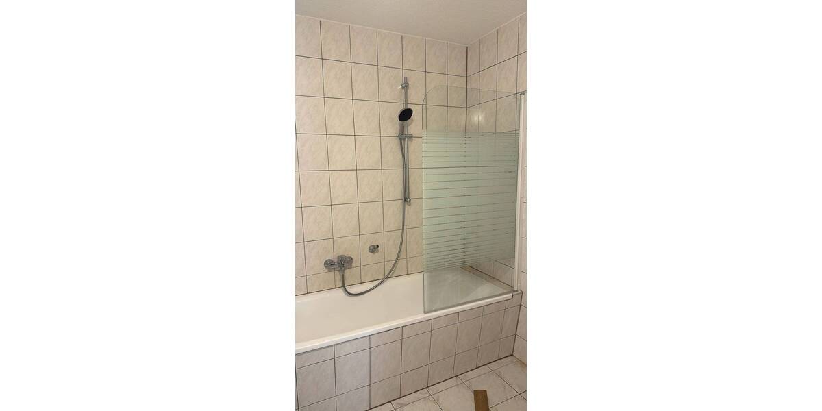Etagenwohnung Zwickau Bahnhofsvorstadt - 3 Zimmer, 90 m&sup2;, 550&euro; | Angebot:26695006