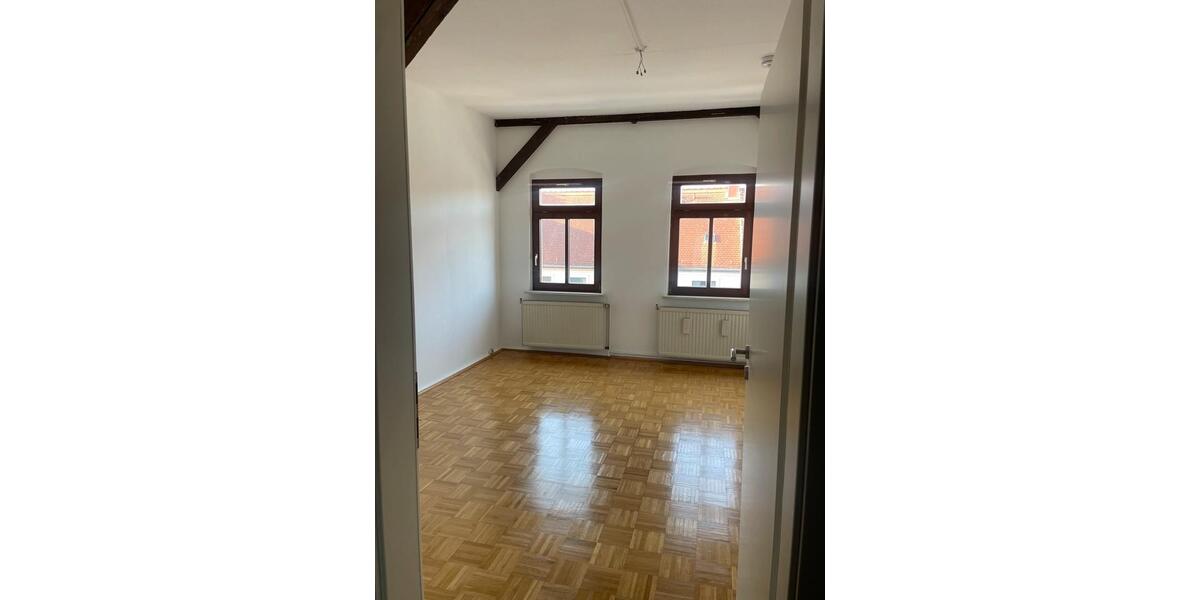 Dachgeschoßwohnung Halle (Saale) Frohe Zukunft - 2 Zimmer, 60 m&sup2;, 510&euro; | Angebot:26698376