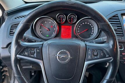 Opel Insignia 216.000 km 3.600 &euro; Freiburg 79115