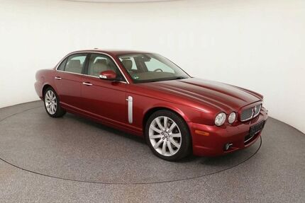 Jaguar XJ 199.875 km 13.880 € Hamburg 22335