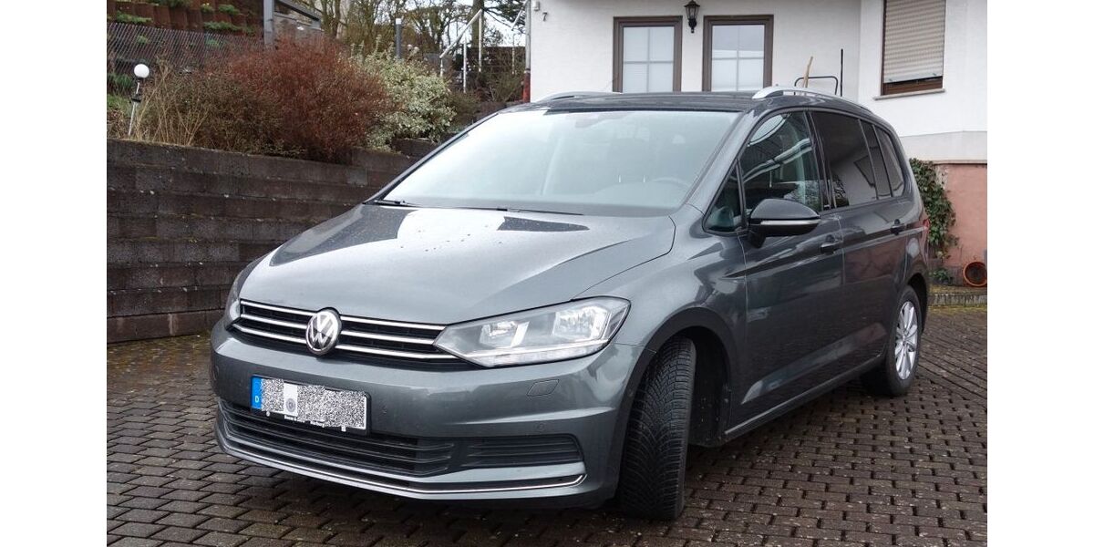 VW Touran 34.500 km 22.990 &euro; Rabenau-Odenhausen 35466
