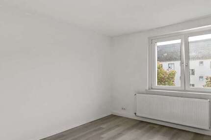 Wohnung zum Mieten in Halle (Saale) Trotha 390 € 47 m²