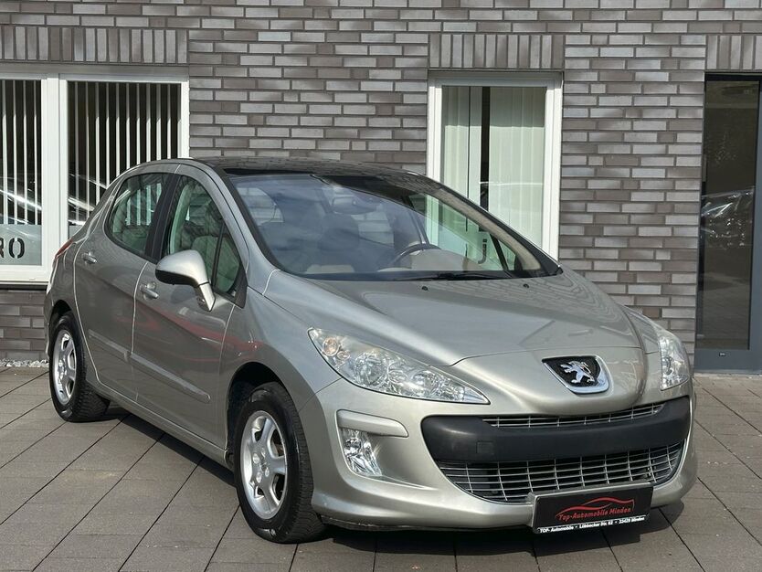 Peugeot 308 114.000 km 6.299 € Minden 32429