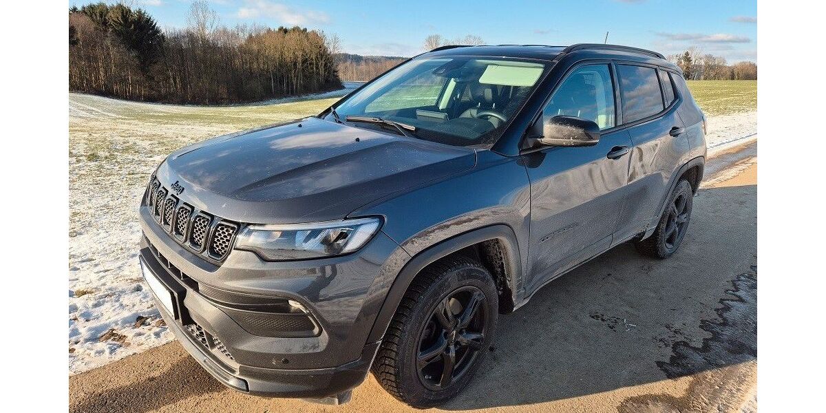 Jeep Compass 11.500 km 24.900 &euro; Babenhauen 87727