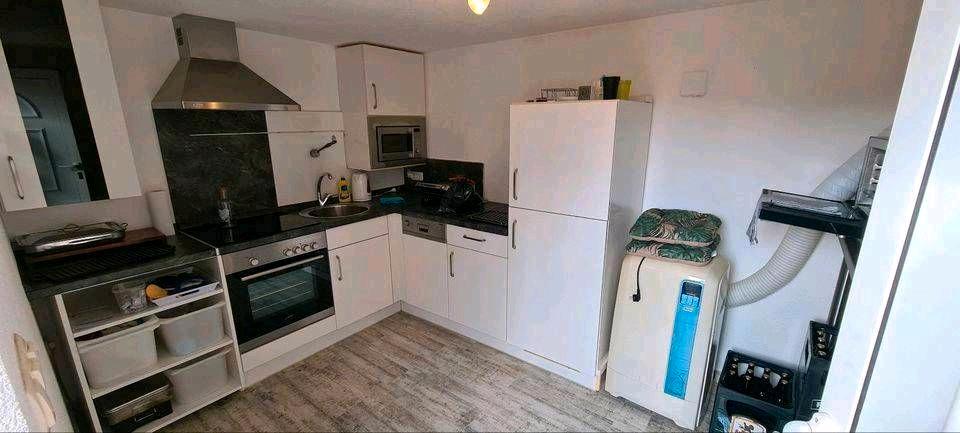 Einfamilienhaus Althengstett - 7 Zimmer, 220 m&sup2;, 399.000&euro; | Angebot:26835611