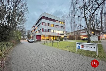 Praxis- oder Bürofläche in einem gut frequentierten Ärztehaus!