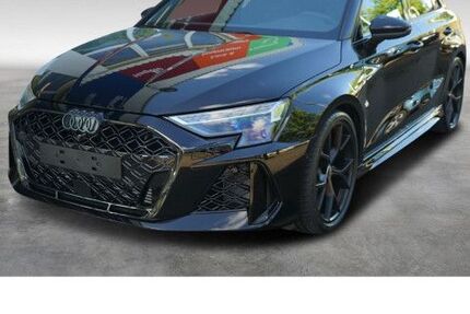 Audi RS3 6.088 km 63.950 &euro; Chemnitz 09113