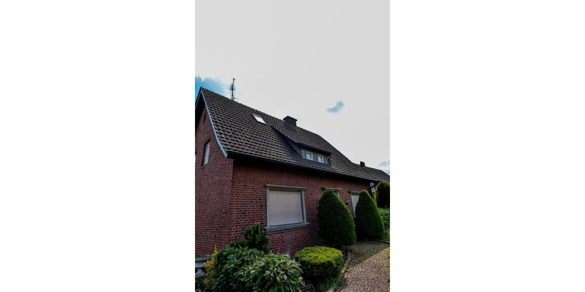 Einfamilienhaus Südlohn - 8 Zimmer, 245 m&sup2;, 380.000&euro; | Angebot:26799568