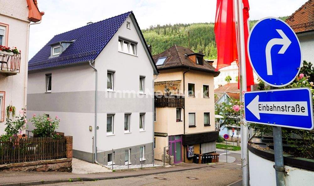 Einfamilienhaus Bad Wildbad - 5 Zimmer, 145 m&sup2;, 359.000&euro; | Angebot:24751762