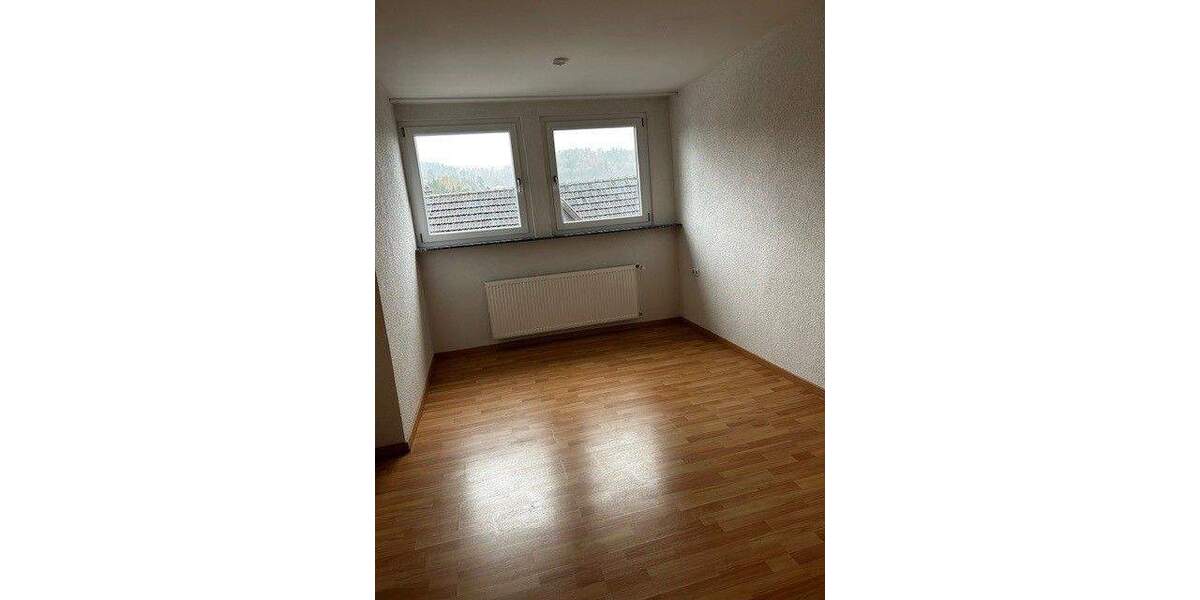 Etagenwohnung Coburg Seidmannsdorf - 2 Zimmer, 67 m&sup2;, 410&euro; | Angebot:26378700