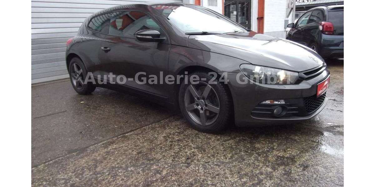 VW Scirocco 124.700 km 8.699 &euro; Berlin 12277