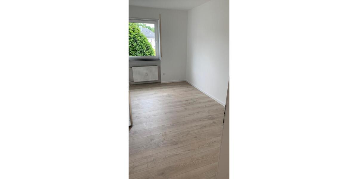 Maisonettenwohnung Goldbach - 5.5 Zimmer, 153 m&sup2;, 1.700&euro; | Angebot:26648220