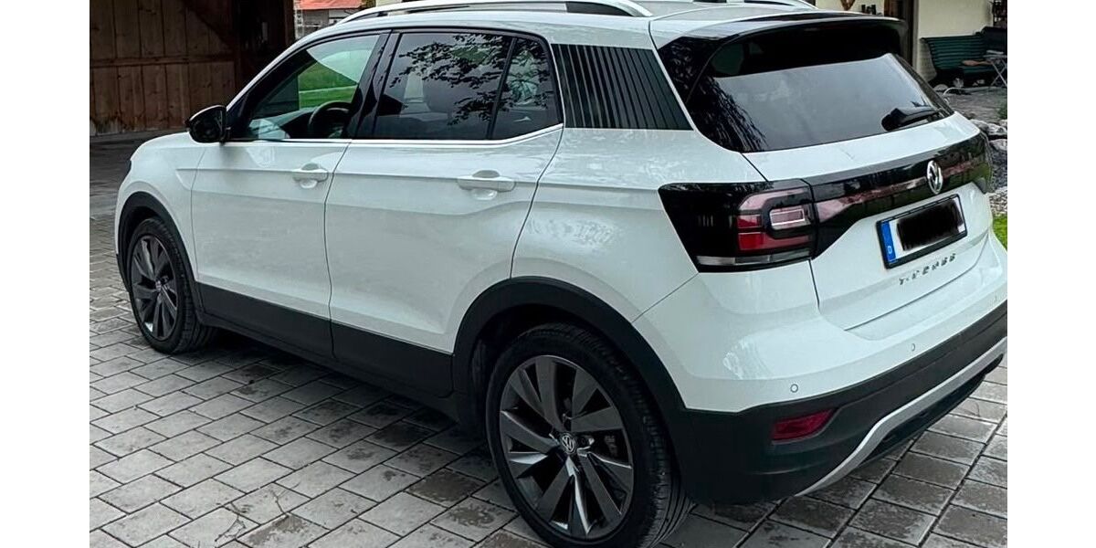 VW T-Cross 49.600 km 15.099 &euro; Penzberg 82377