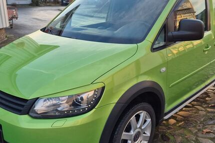 VW Caddy 165.000 km 14.990 &euro; Braunschweig 38112
