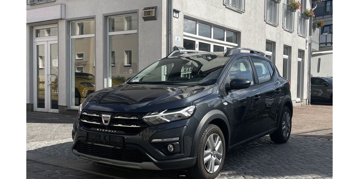 Dacia Sandero 2.000 km 14.880 &euro; Teltow 14513