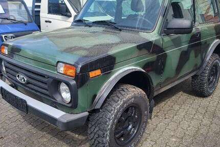 Lada Niva 9.500 km 21.745 &euro; Halberstadt 38820