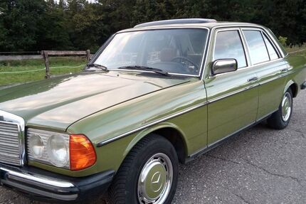 Mercedes-Benz 240 166.000 km 8.000 &euro; Horben 79289