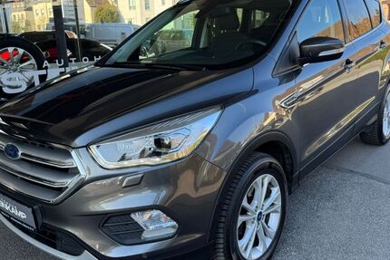 Ford Kuga 150.000 km 13.490 &euro; Bad Salzuflen 32105