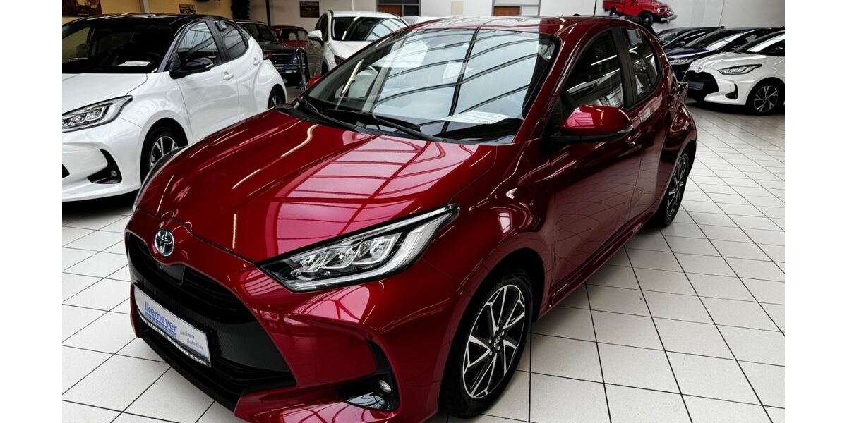 Toyota Yaris 34.025 km 19.890 &euro; Paderborn 33104