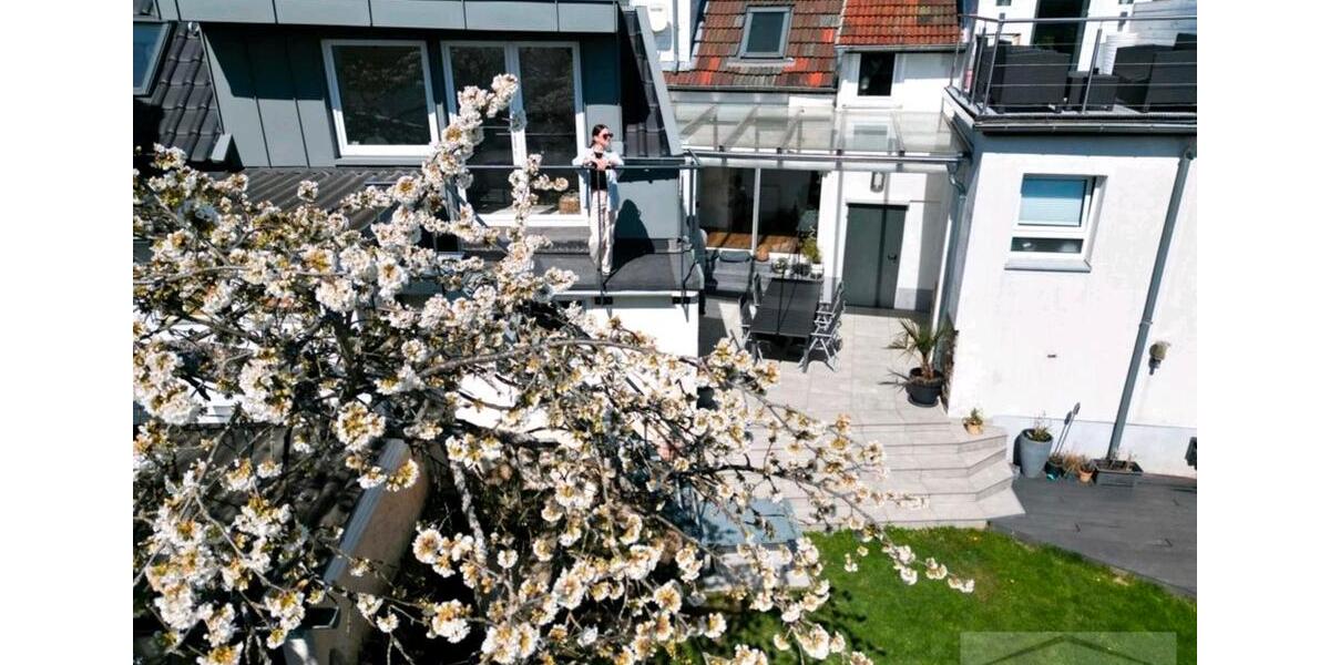 Einfamilienhaus Taunusstein - 8 Zimmer, 224 m&sup2;, 699.000&euro; | Angebot:26442309