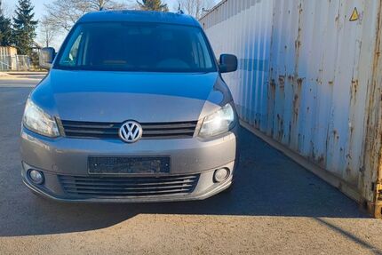 VW Caddy 163.685 km 10.500 &euro; Freiroda 04435
