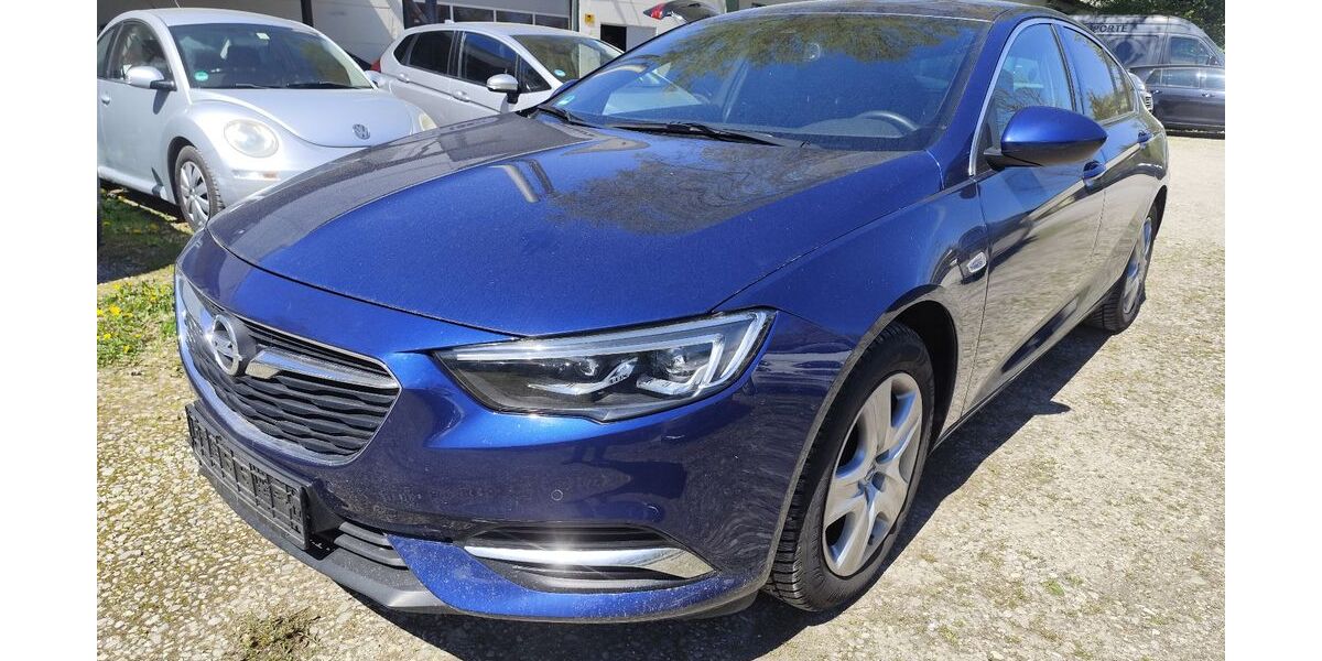 Opel Insignia 45.000 km 9.500 &euro; Freilassing 83395