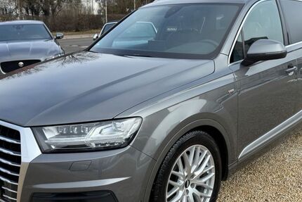Audi Q7 131.791 km 31.990 &euro; Tuttlingen 78532