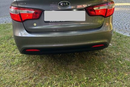 Kia Rio 123.600 km 4.950 € Landau ad Isar(Zeholfing) 94405
