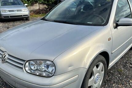 VW Golf 127.352 km 1.690 € Weilerswist 53919