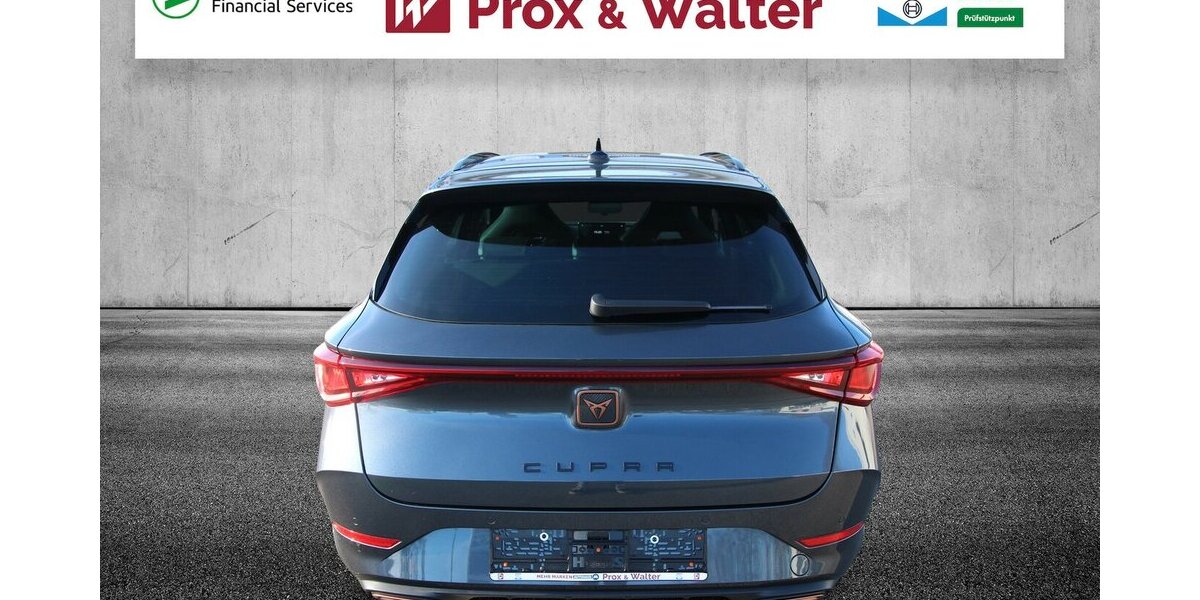Cupra Leon Sportstourer e-HYBRID 6-DSG NAVI+LED+ACC 8.828 km 29.500 &euro; Hagenow 19230