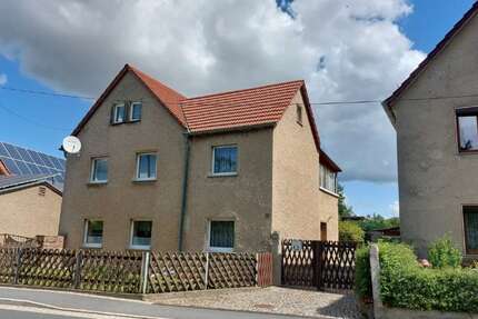Haus Radeburg - 9 Zimmer, 170 m&sup2;, 185.000&euro; | Angebot:27104587