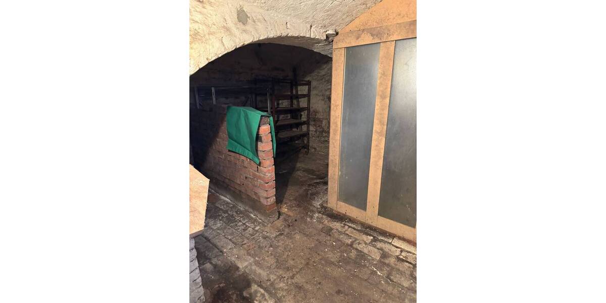 Mehrfamilienhaus, Wohnhaus Bernburg - 1 Zimmer, 120 m&sup2;, 43.000&euro; | Angebot:26170530