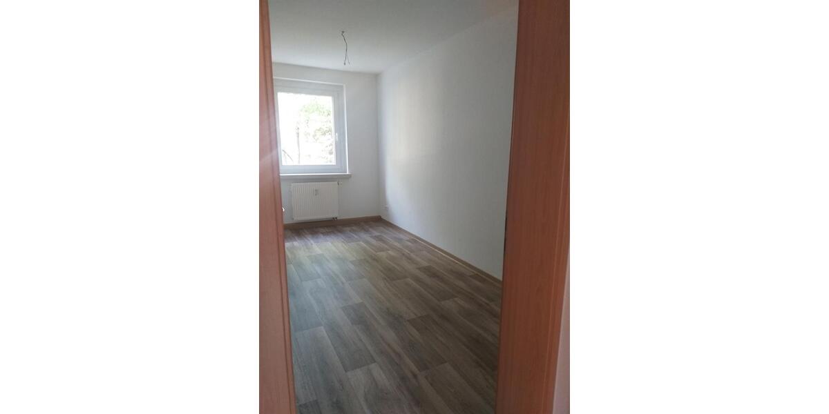 Etagenwohnung Kamenz - 4 Zimmer, 69 m&sup2;, 485&euro; | Angebot:25892670